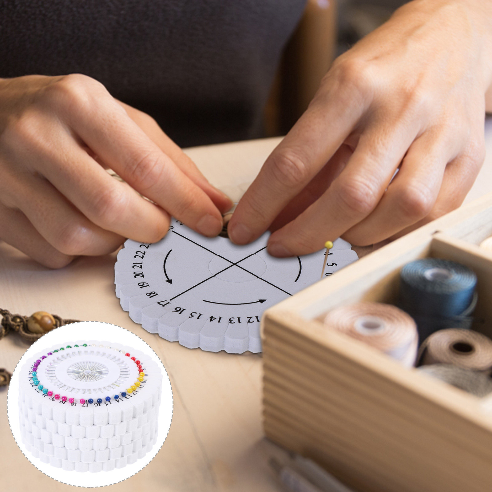 1セットの組紐用円盤型ボード。位置決めピン付きで、手作りのブ - Jewelry Making Board のレビューと価格